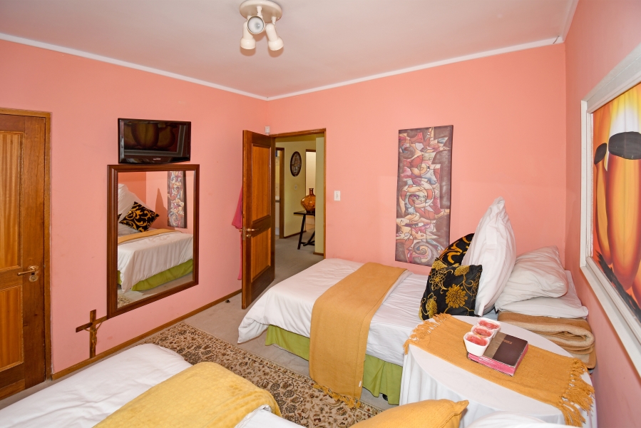 3 Bedroom Property for Sale in Orange Grove Gauteng
