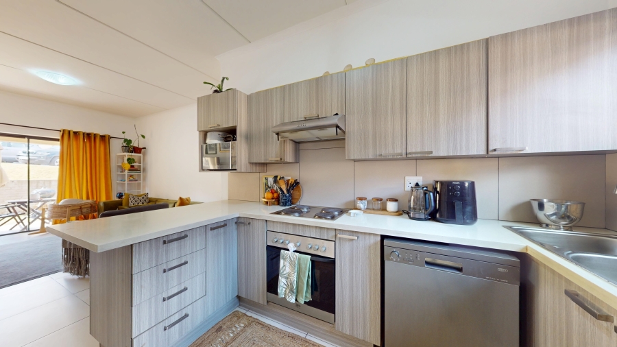 2 Bedroom Property for Sale in Lilianton Gauteng