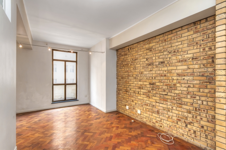 2 Bedroom Property for Sale in Johannesburg Central Gauteng