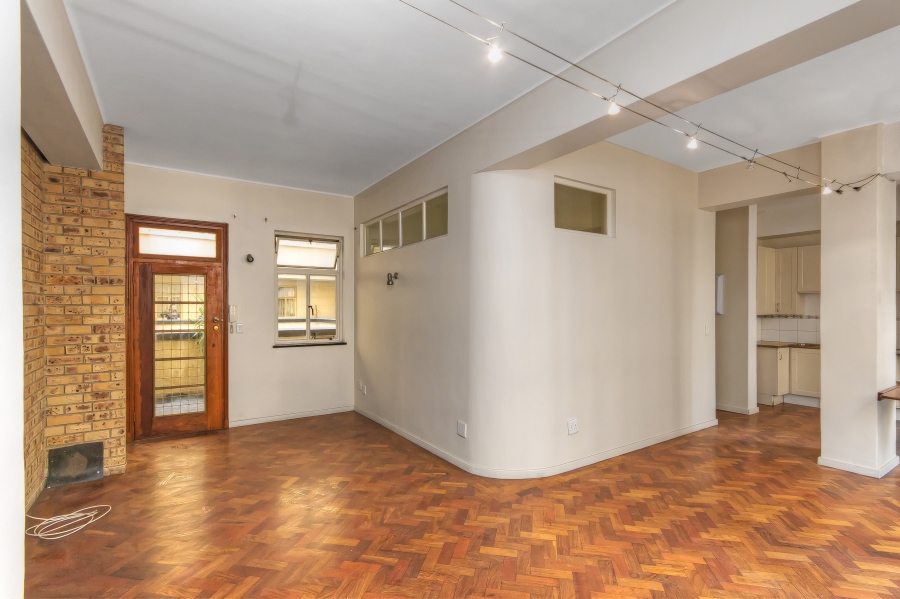 2 Bedroom Property for Sale in Johannesburg Central Gauteng