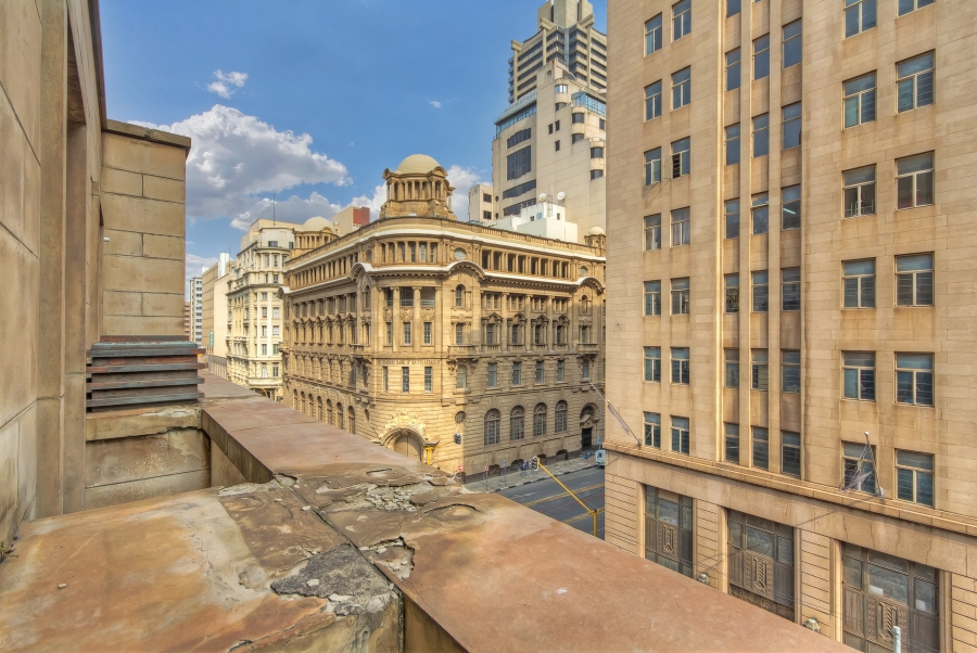 2 Bedroom Property for Sale in Johannesburg Central Gauteng