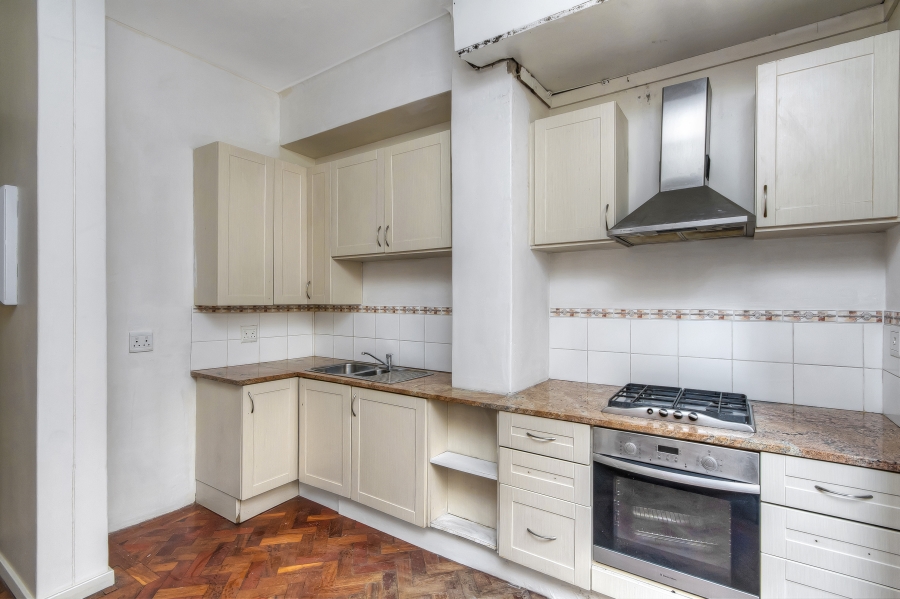 2 Bedroom Property for Sale in Johannesburg Central Gauteng
