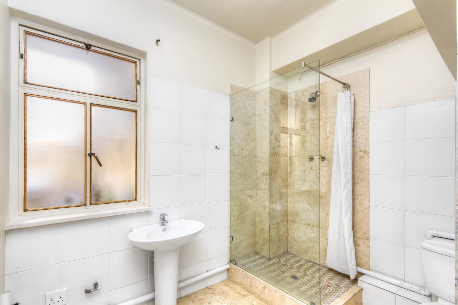 2 Bedroom Property for Sale in Johannesburg Central Gauteng