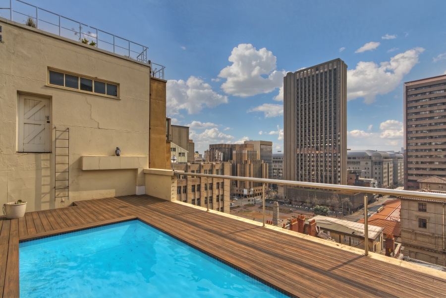 2 Bedroom Property for Sale in Johannesburg Central Gauteng