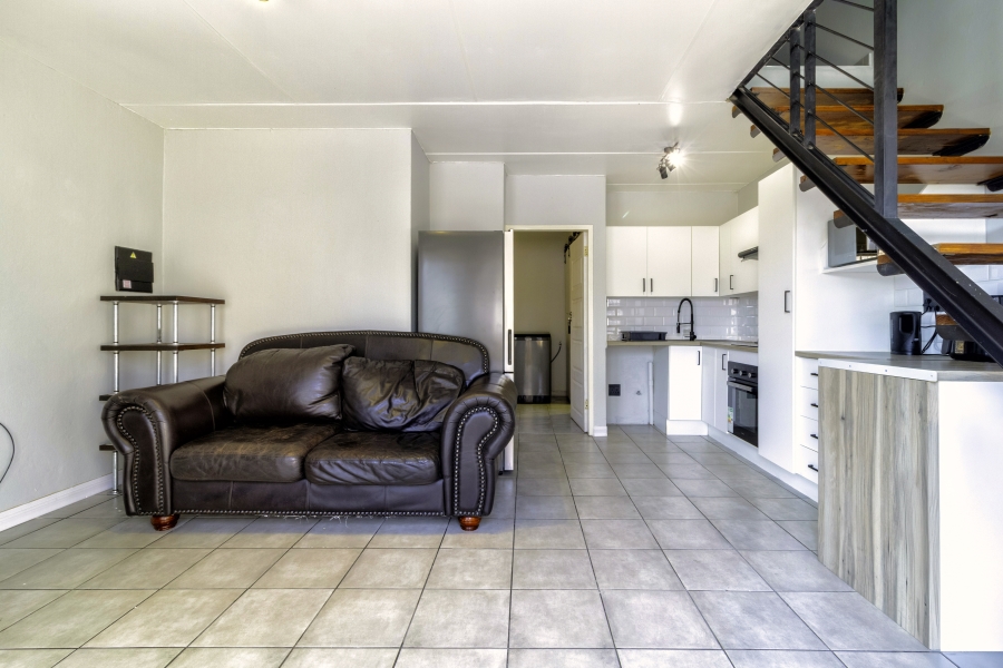 3 Bedroom Property for Sale in Wilgeheuwel Gauteng