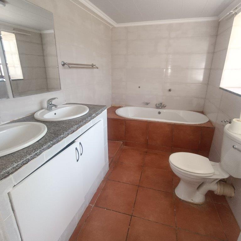 2 Bedroom Property for Sale in Northcliff Gauteng