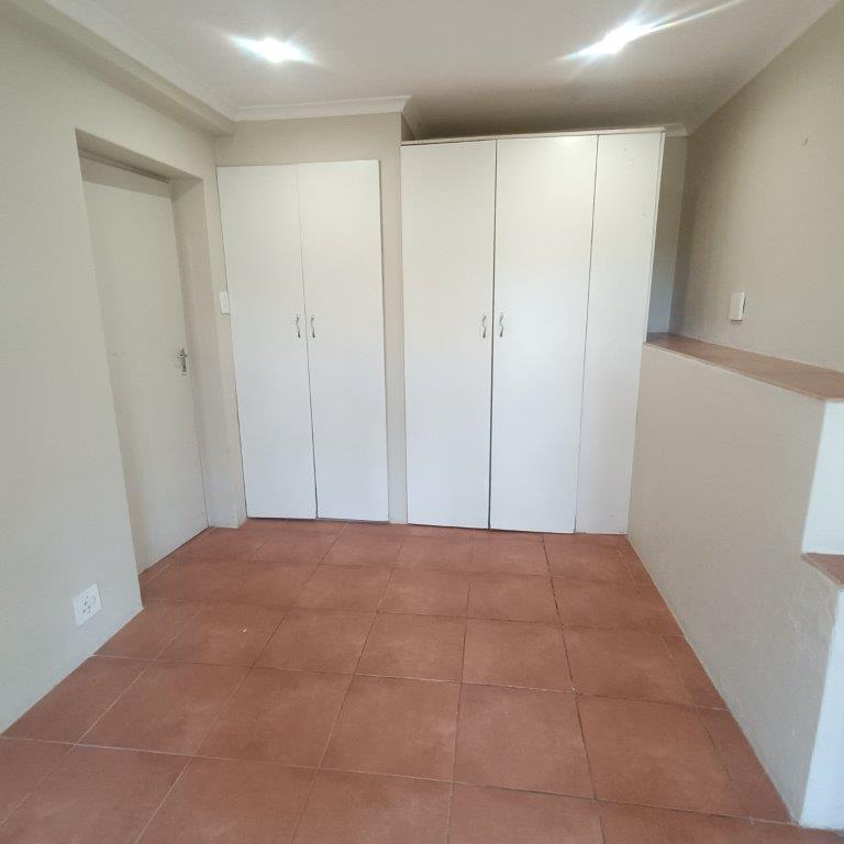 2 Bedroom Property for Sale in Northcliff Gauteng