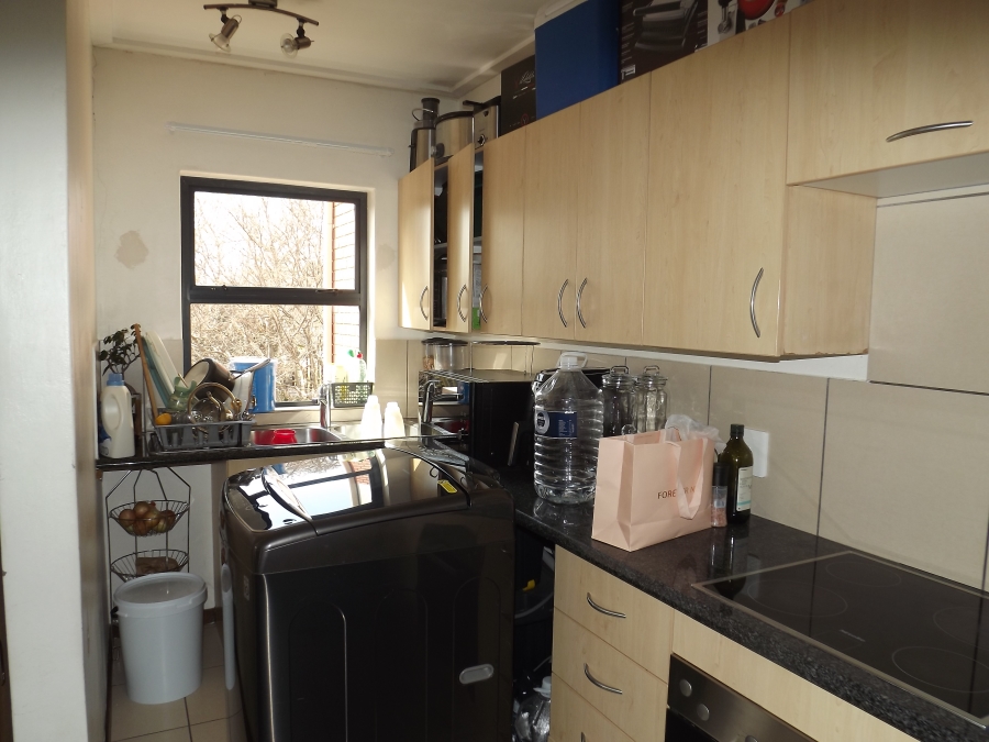 To Let 2 Bedroom Property for Rent in Jackal Creek Golf Estate Gauteng
