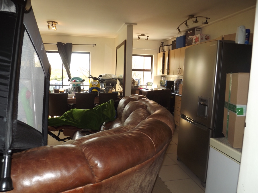 To Let 2 Bedroom Property for Rent in Jackal Creek Golf Estate Gauteng