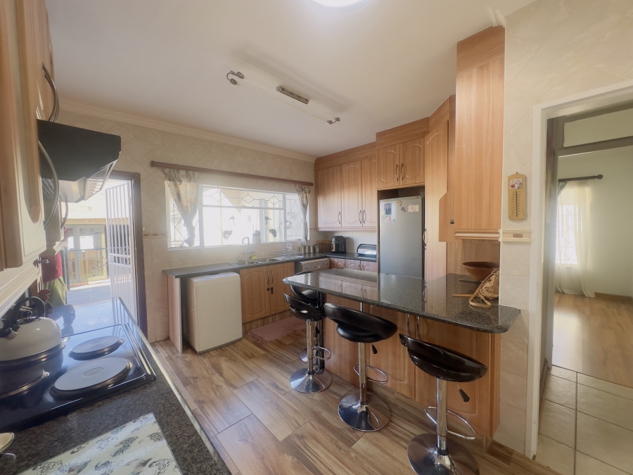 3 Bedroom Property for Sale in South Crest Gauteng