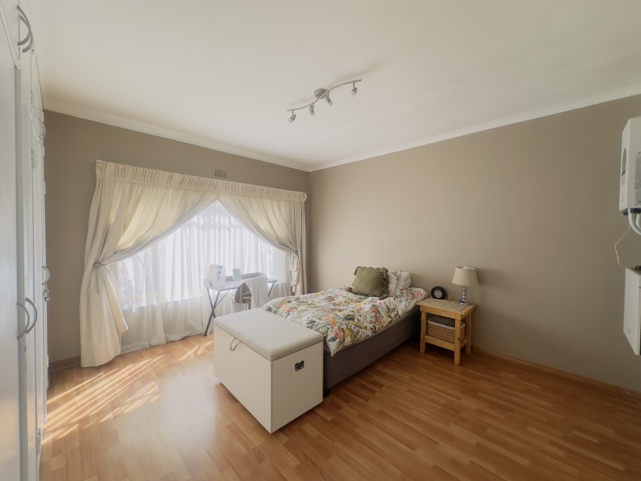 3 Bedroom Property for Sale in South Crest Gauteng