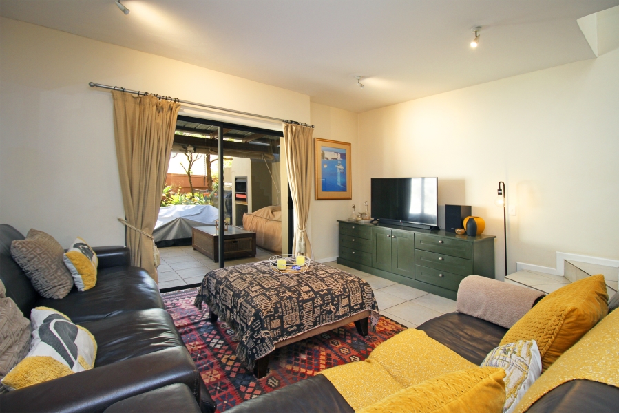 To Let 2 Bedroom Property for Rent in Bryanston Gauteng