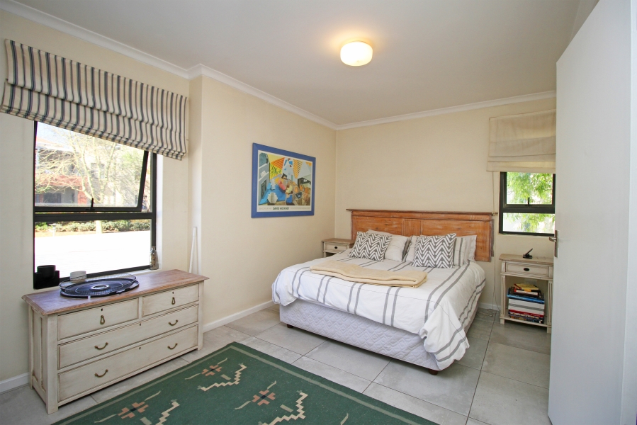 To Let 2 Bedroom Property for Rent in Bryanston Gauteng