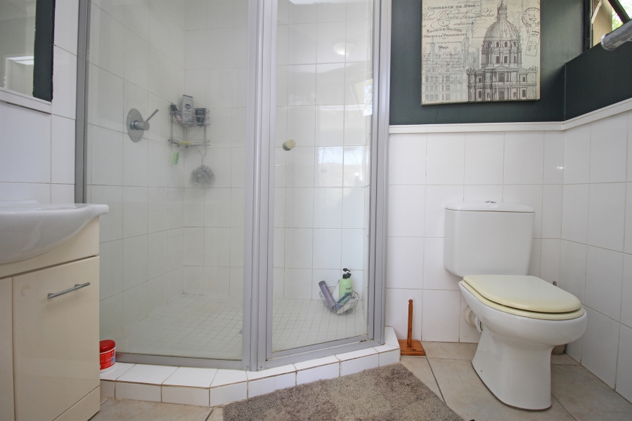 To Let 2 Bedroom Property for Rent in Bryanston Gauteng