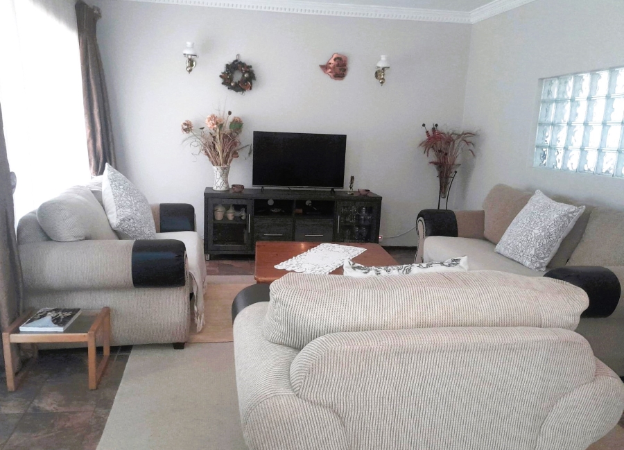 3 Bedroom Property for Sale in Glen Austin Gauteng