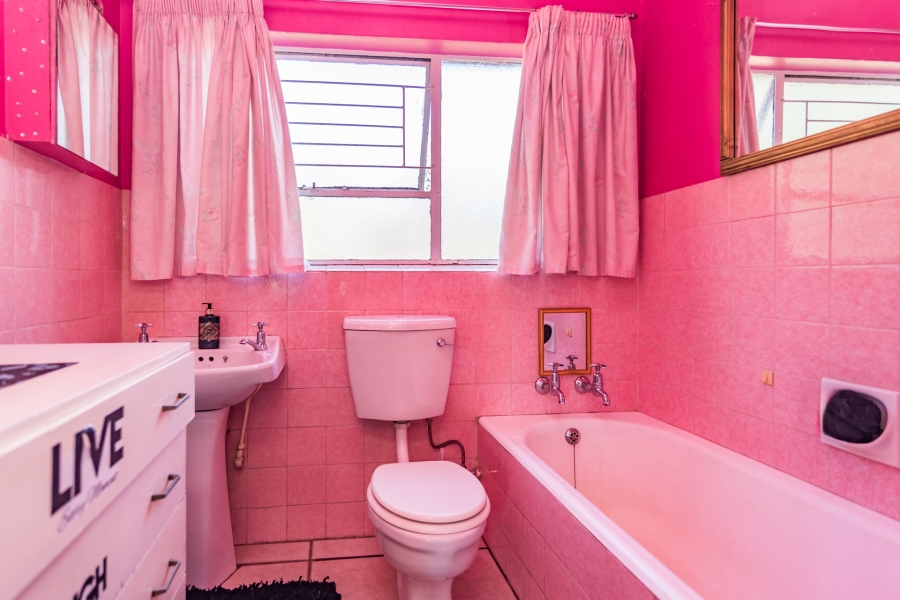 3 Bedroom Property for Sale in Breaunanda Gauteng