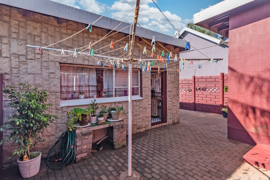 3 Bedroom Property for Sale in Breaunanda Gauteng