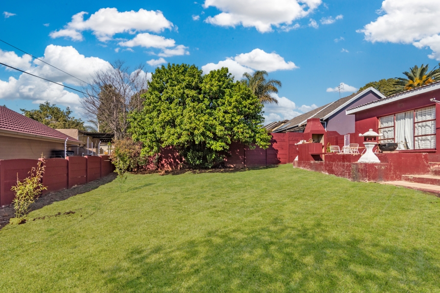 3 Bedroom Property for Sale in Breaunanda Gauteng