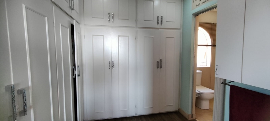 3 Bedroom Property for Sale in Rant En Dal Gauteng