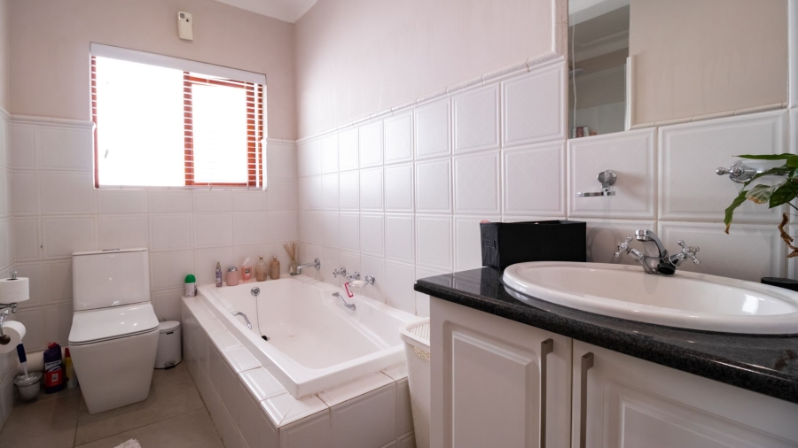 3 Bedroom Property for Sale in Hyde Park Gauteng