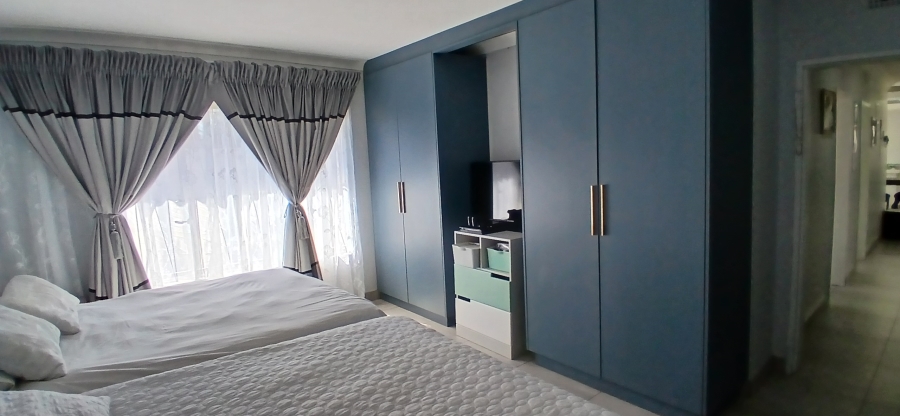 3 Bedroom Property for Sale in Raceview Gauteng