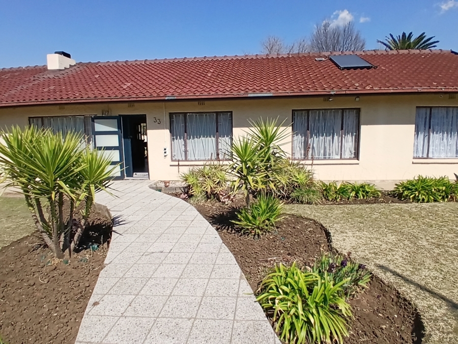 3 Bedroom Property for Sale in Raceview Gauteng