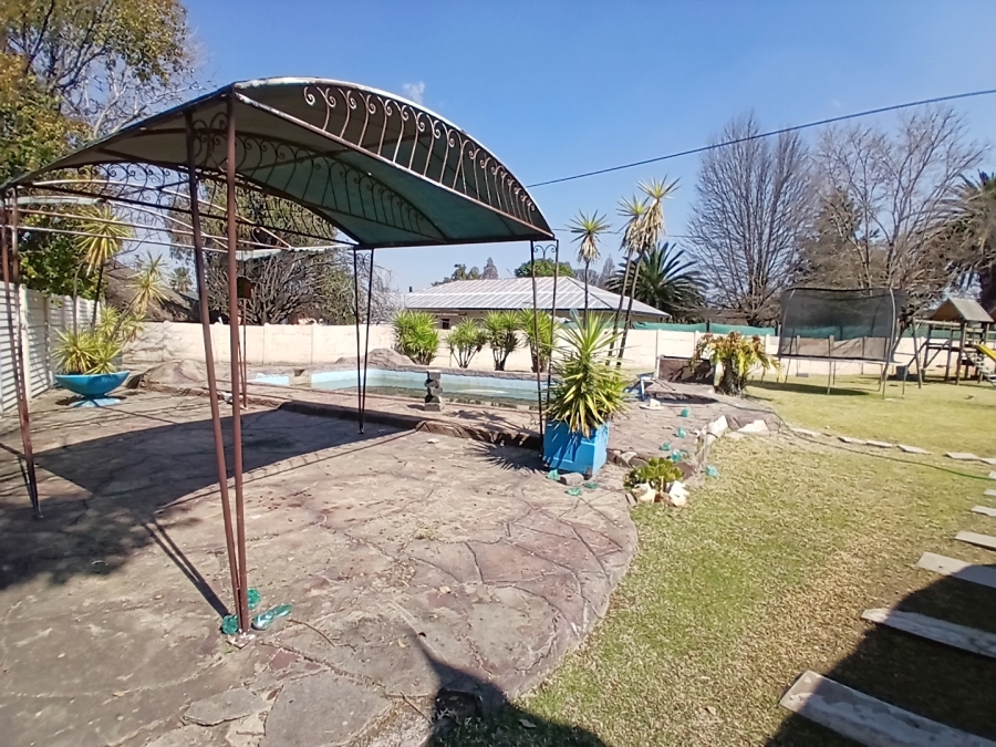 3 Bedroom Property for Sale in Raceview Gauteng
