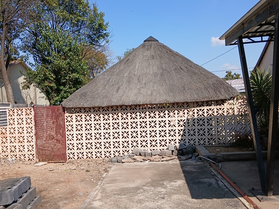3 Bedroom Property for Sale in Raceview Gauteng