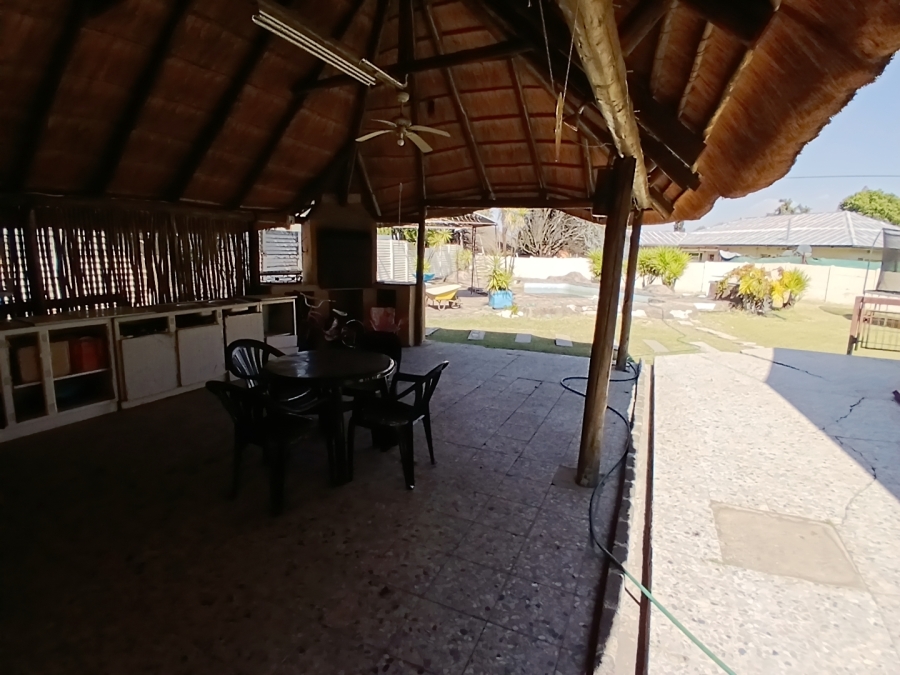3 Bedroom Property for Sale in Raceview Gauteng