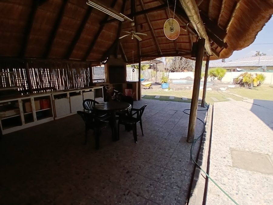 3 Bedroom Property for Sale in Raceview Gauteng