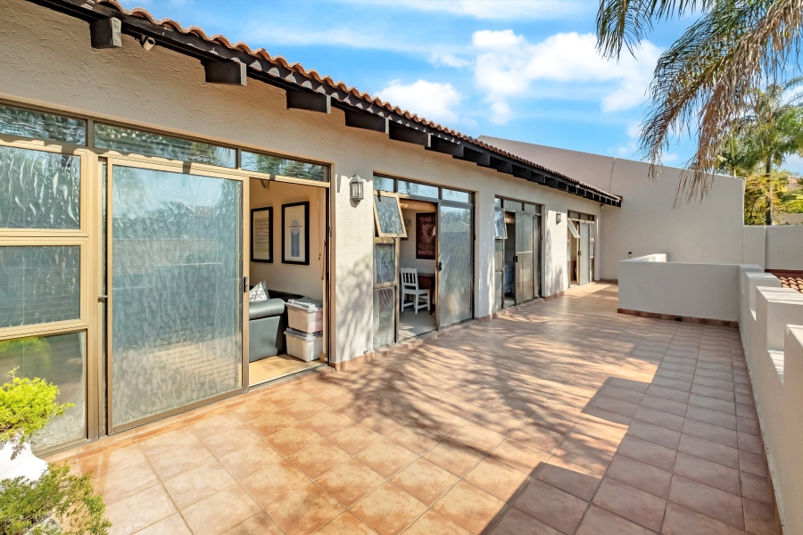 5 Bedroom Property for Sale in Strathavon Gauteng