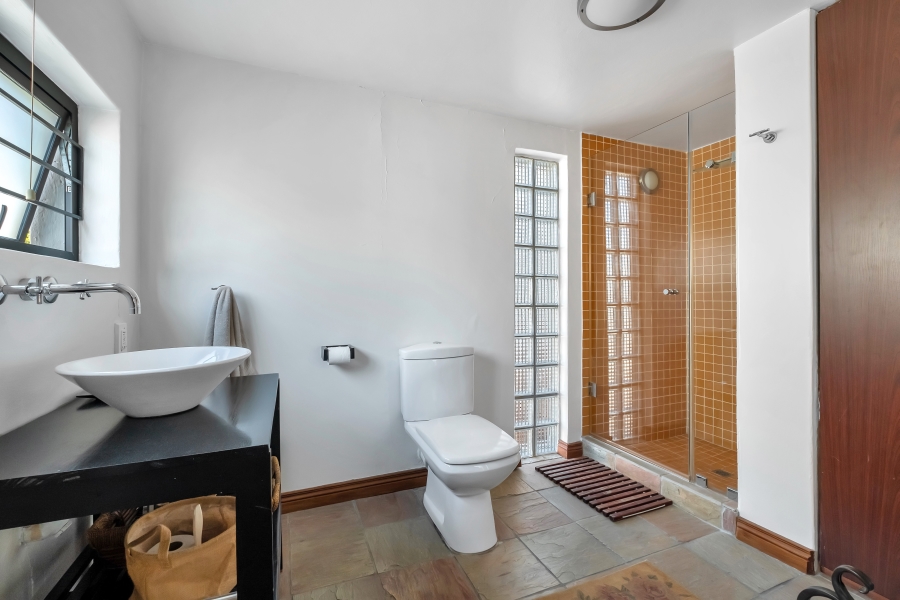 5 Bedroom Property for Sale in Strathavon Gauteng