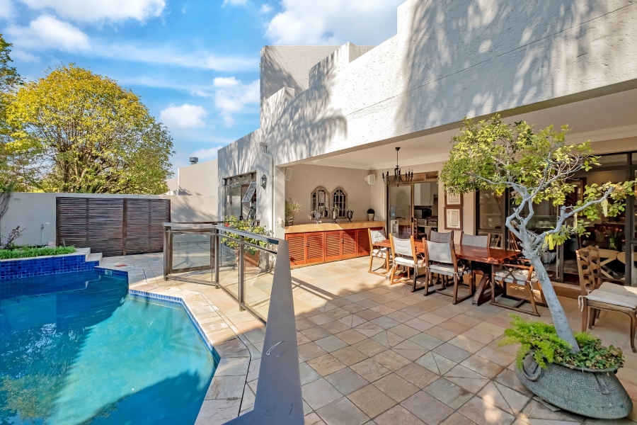 5 Bedroom Property for Sale in Strathavon Gauteng