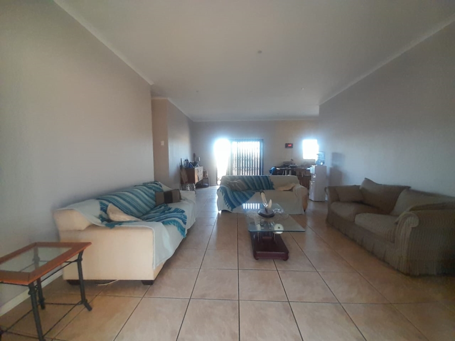 To Let 3 Bedroom Property for Rent in Kookrus Gauteng