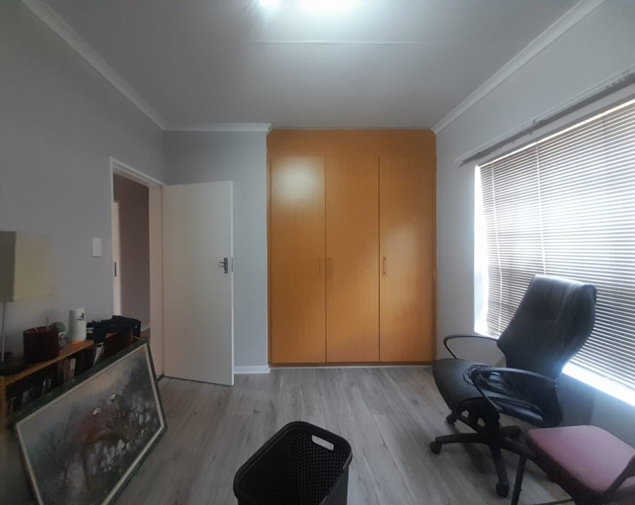 To Let 3 Bedroom Property for Rent in Kookrus Gauteng