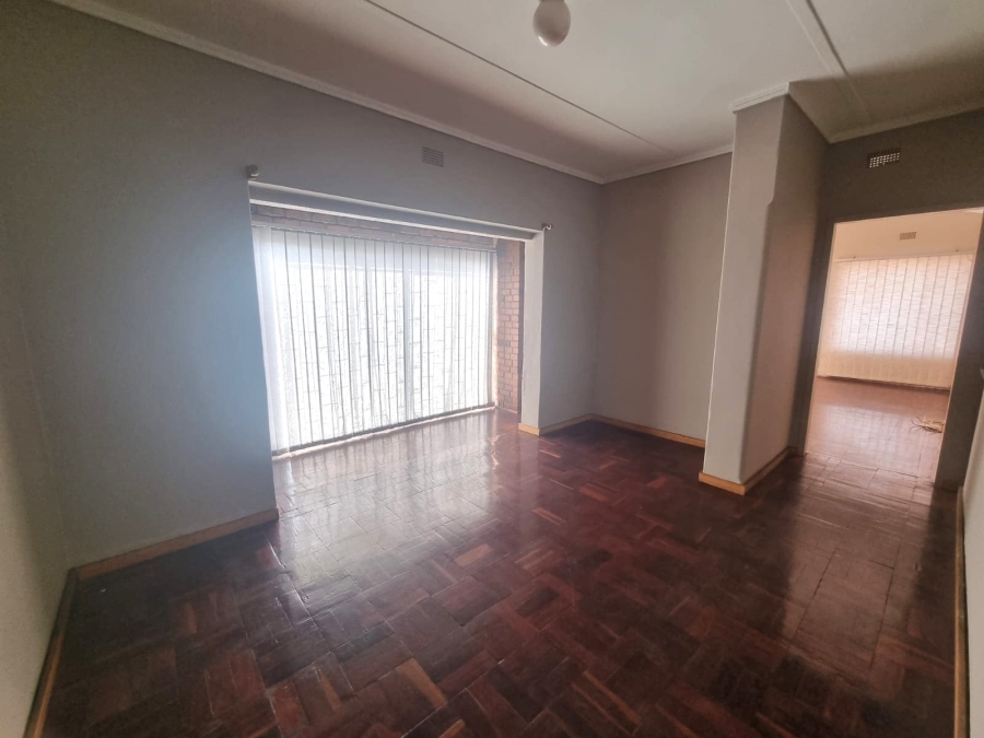 4 Bedroom Property for Sale in Vanderbijlpark CW 4 Gauteng