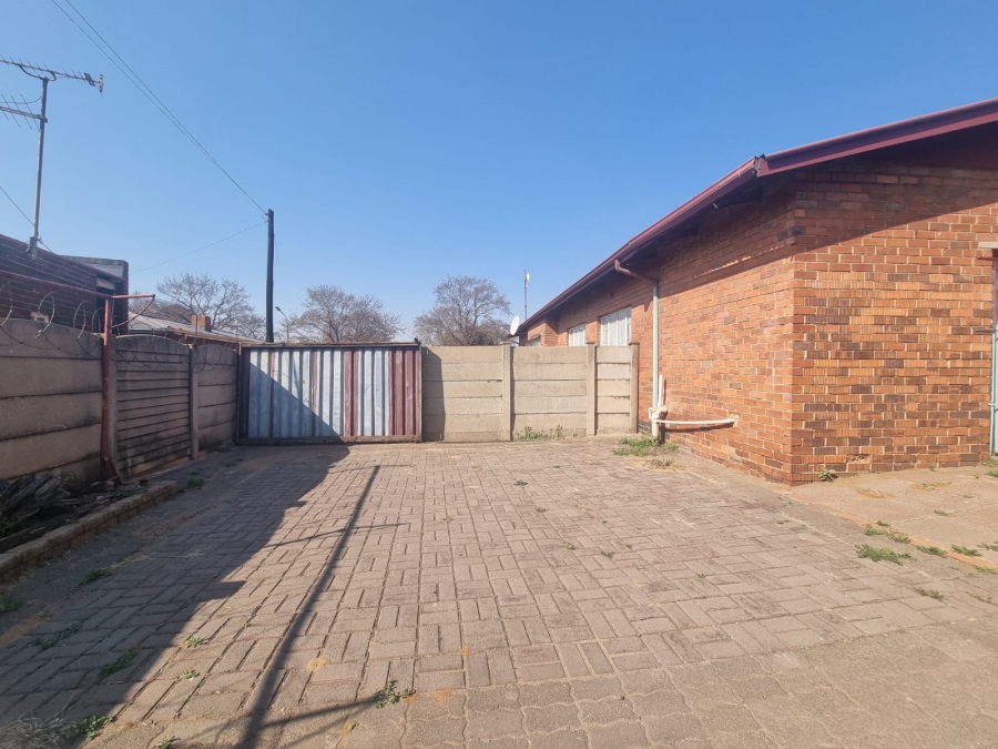 4 Bedroom Property for Sale in Vanderbijlpark CW 4 Gauteng