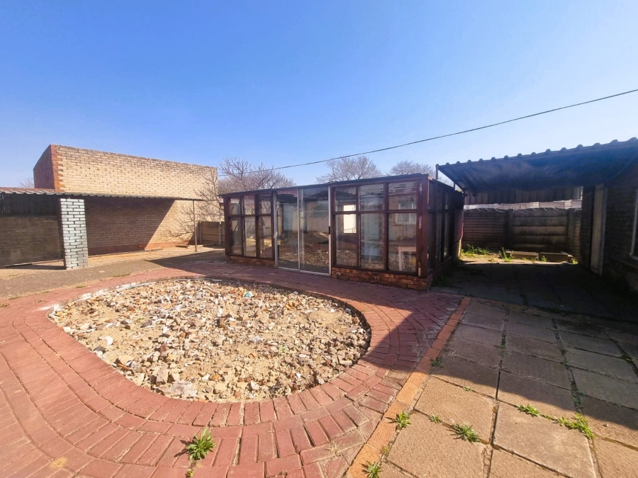 4 Bedroom Property for Sale in Vanderbijlpark CW 4 Gauteng