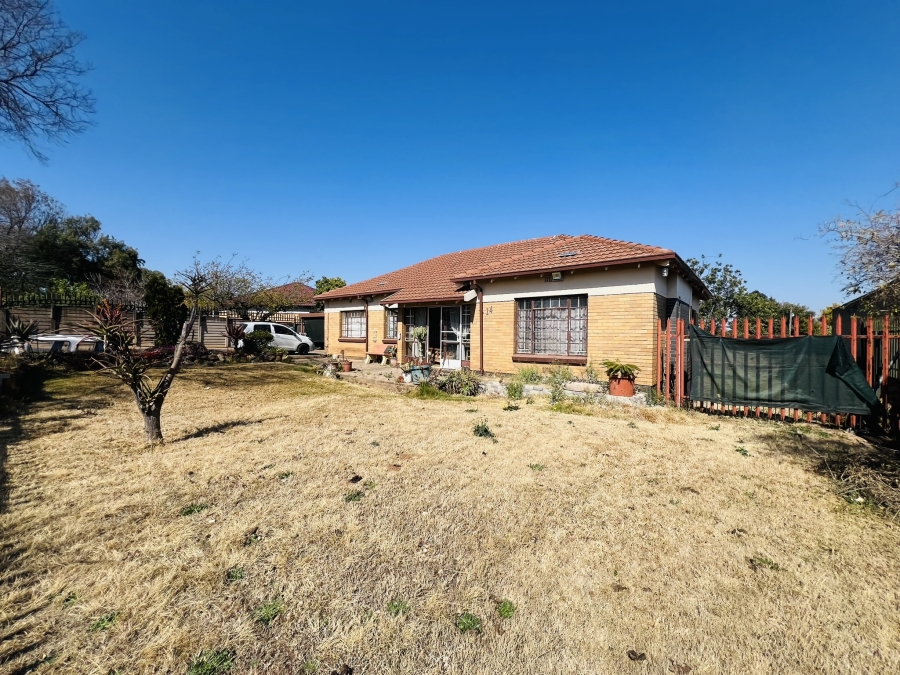 3 Bedroom Property for Sale in Horison Gauteng