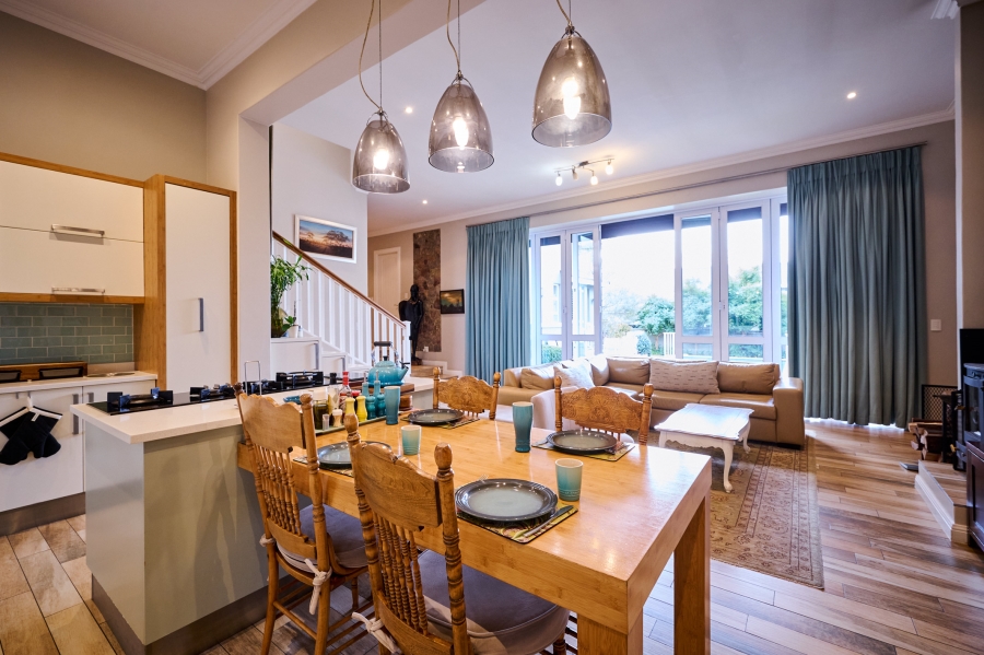 4 Bedroom Property for Sale in Waterfall Country Estate Gauteng