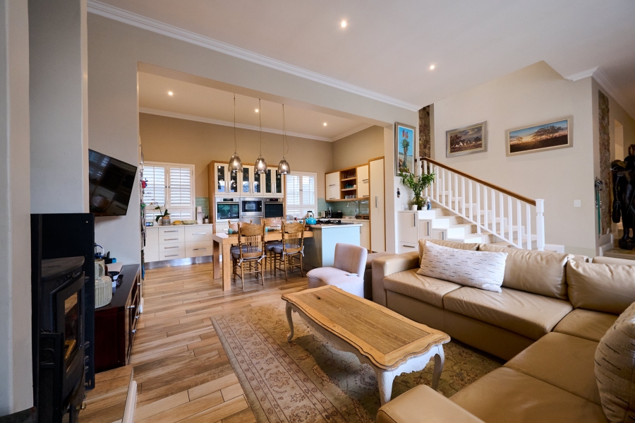4 Bedroom Property for Sale in Waterfall Country Estate Gauteng
