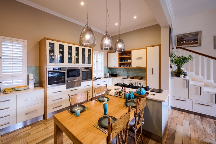 4 Bedroom Property for Sale in Waterfall Country Estate Gauteng