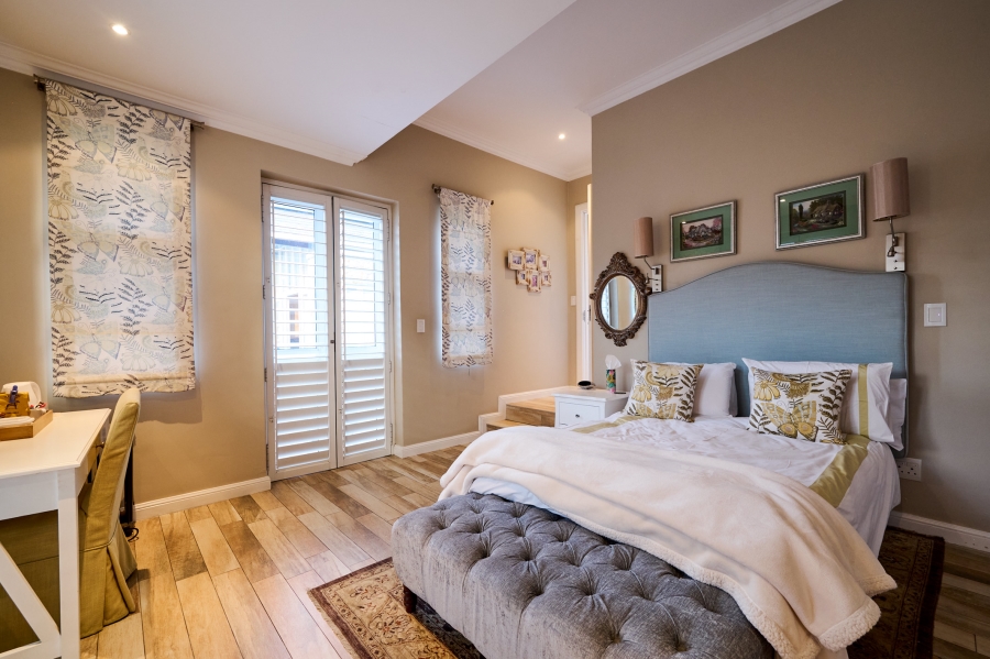 4 Bedroom Property for Sale in Waterfall Country Estate Gauteng