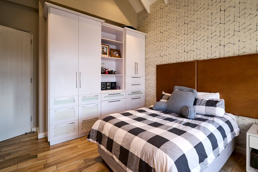 4 Bedroom Property for Sale in Waterfall Country Estate Gauteng