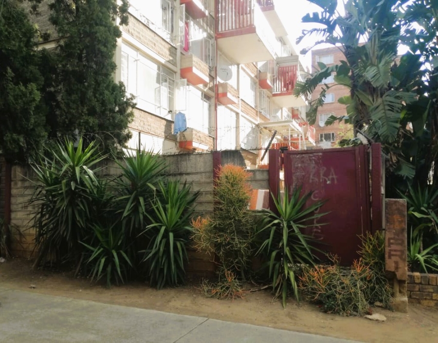 2 Bedroom Property for Sale in Sunnyside Gauteng