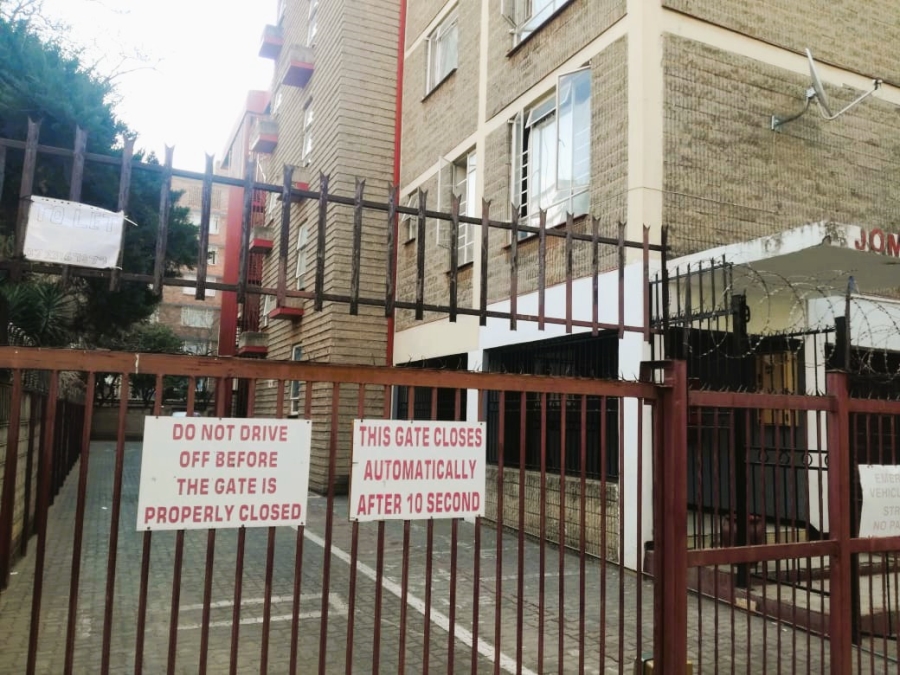 2 Bedroom Property for Sale in Sunnyside Gauteng