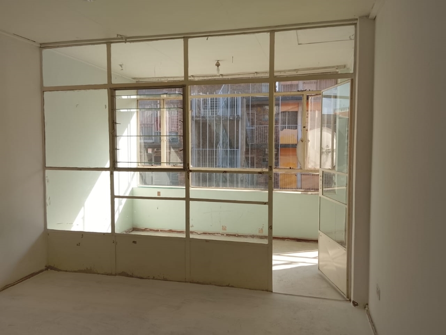 2 Bedroom Property for Sale in Sunnyside Gauteng