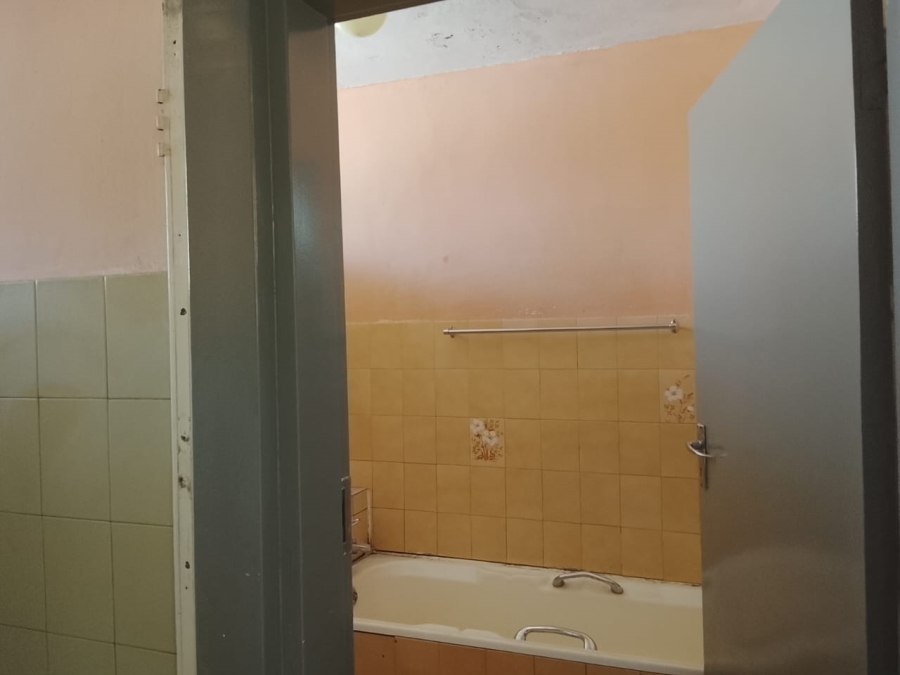2 Bedroom Property for Sale in Sunnyside Gauteng
