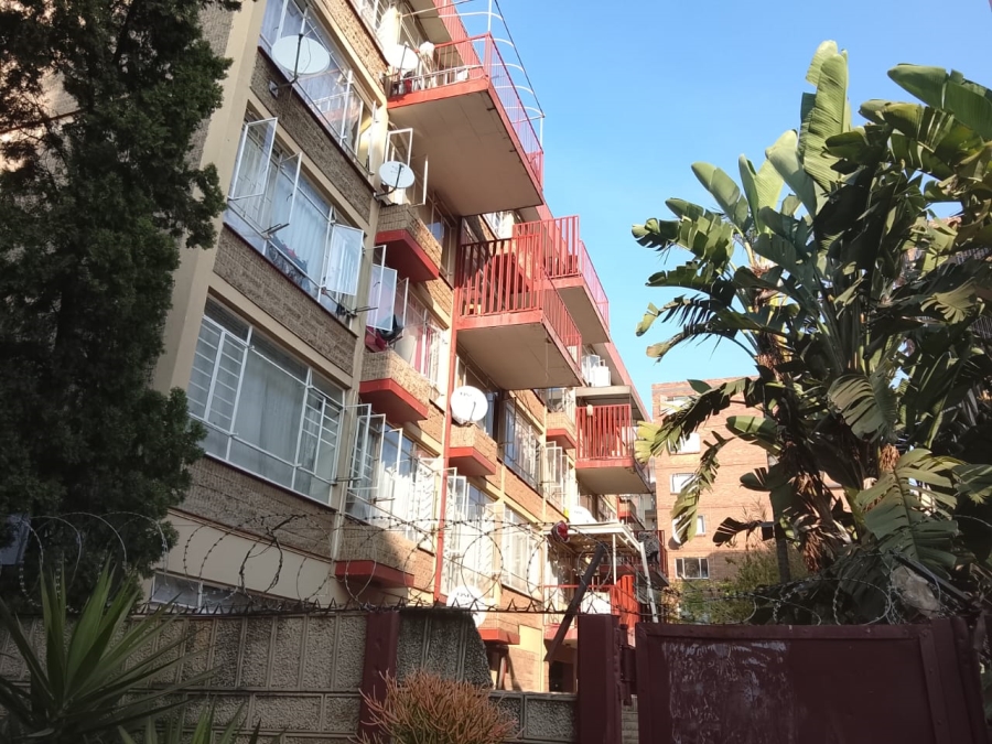 2 Bedroom Property for Sale in Sunnyside Gauteng