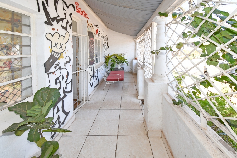 2 Bedroom Property for Sale in Brixton Gauteng